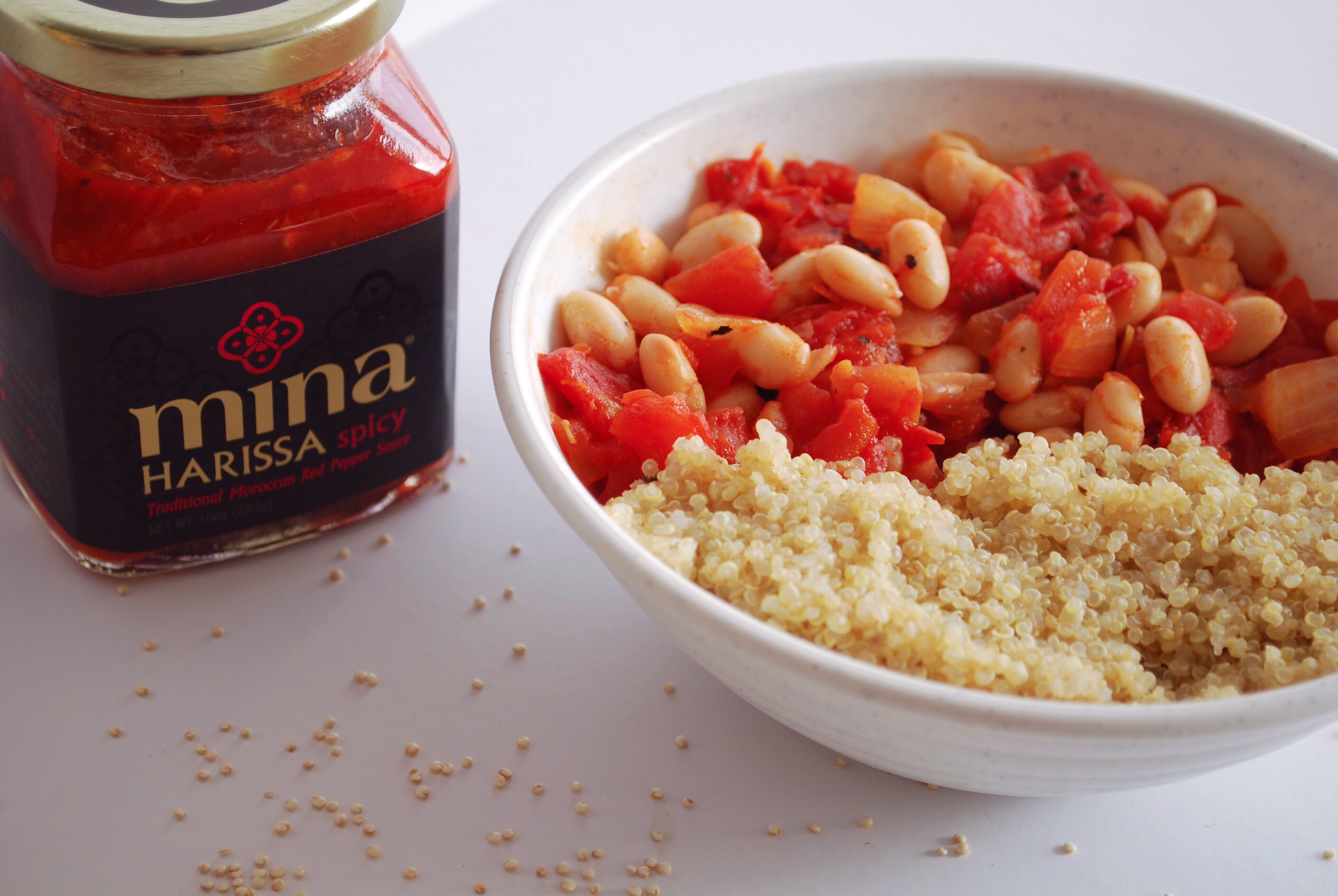 Harissa Beans: A spicy vegan & gluten free meal filled with protein! || fooduzzi.com
