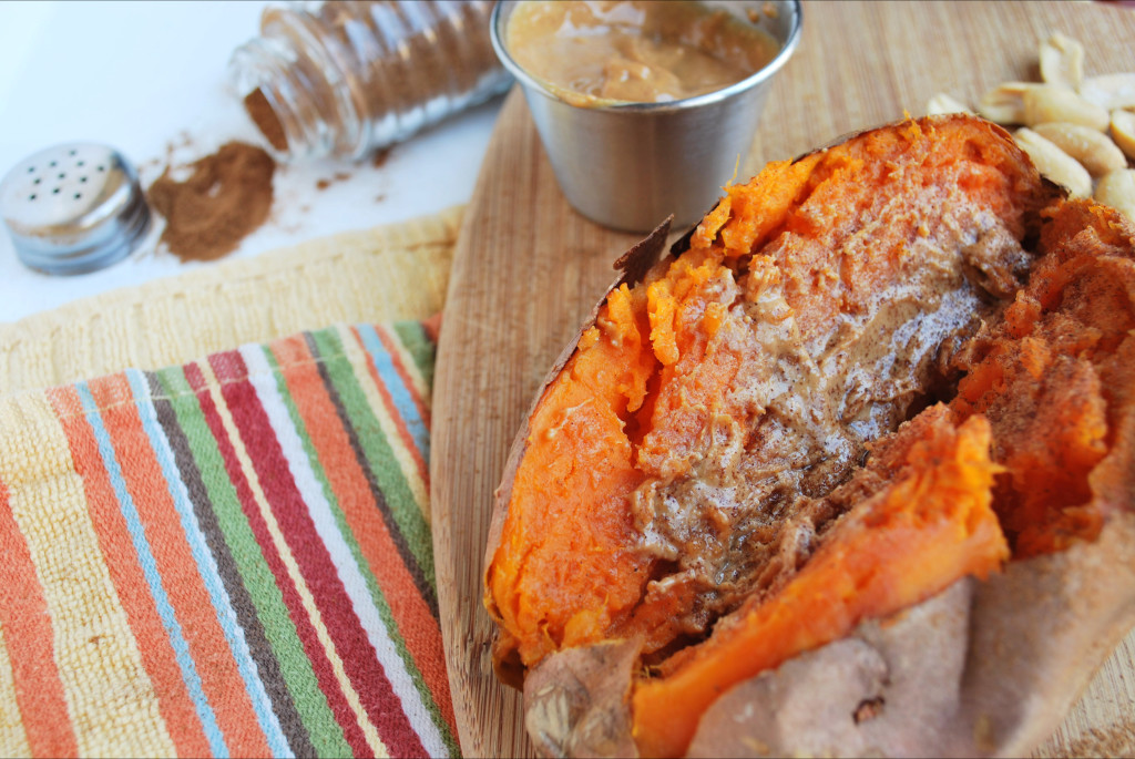 Peanut Butter Sweet Potato: A gluten free, vegan, simple, and satisfying meal for those busy nights! || fooduzzi.com