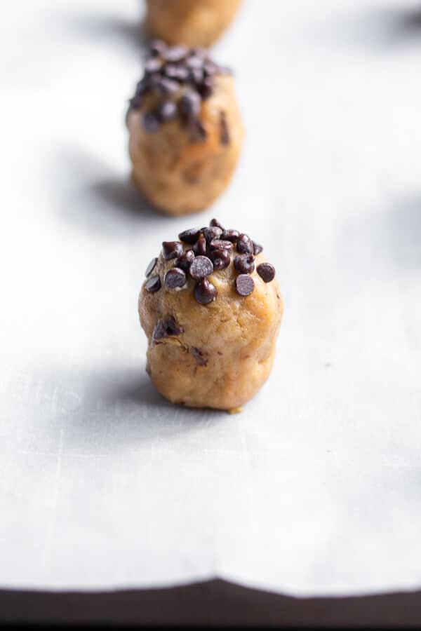 Cookie dough balls that are in the shape of ovals