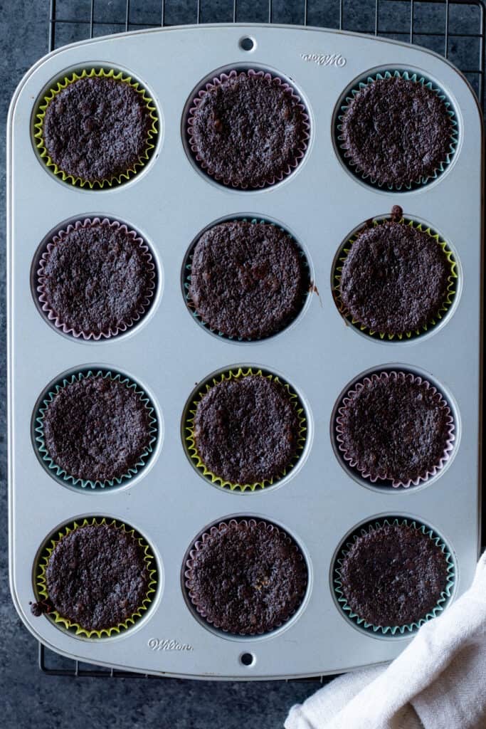 baked vegan chocolate cupcakes in a baking pan